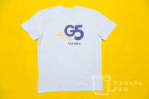 Белые футболки с логотипом «G5»
